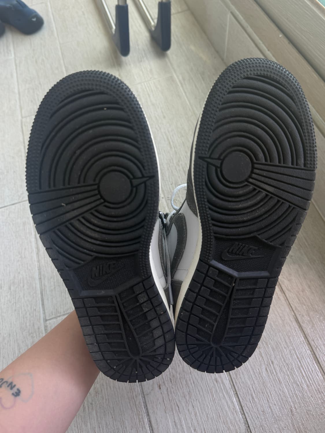 나이키 조던하이 블랙앤스모크그레이 240 상품이미지7