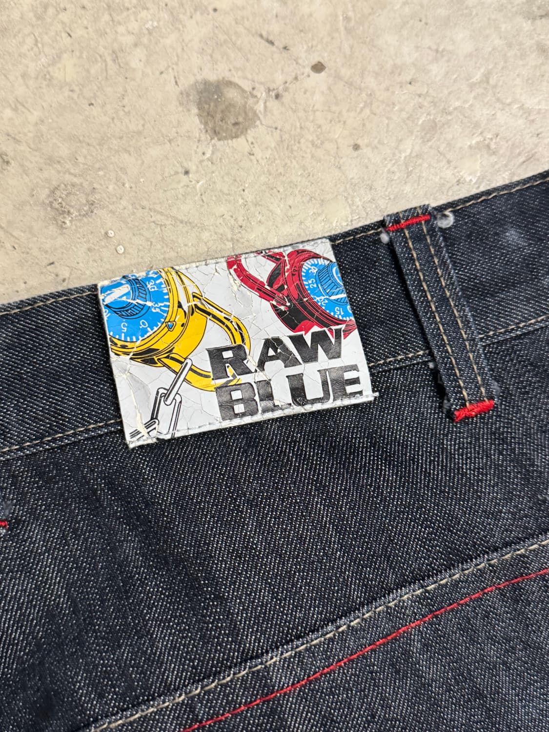 RAW BLUE 올드스쿨 자수 생지 데님 팬츠 상품이미지5