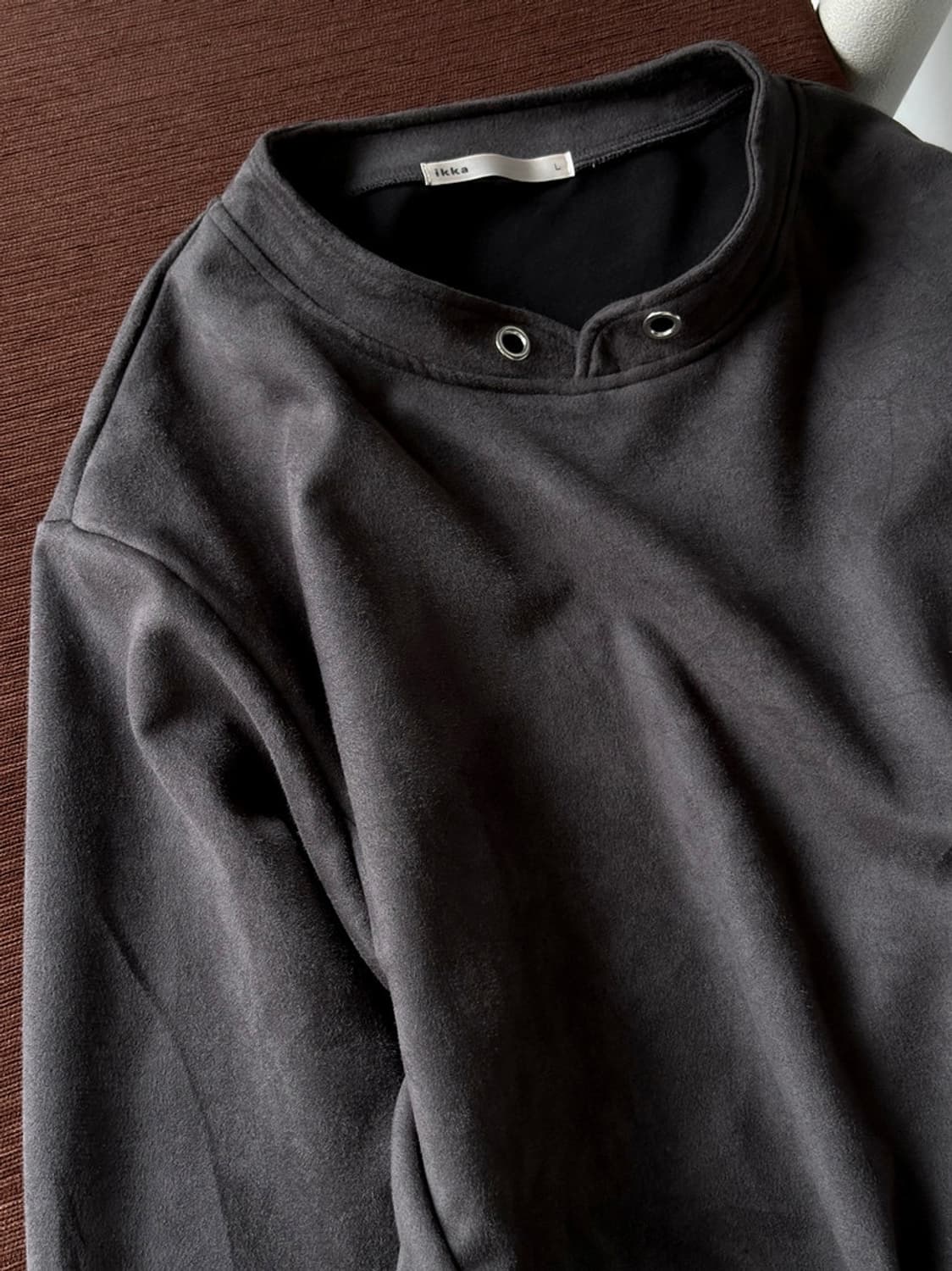 Brushed fabric L/S pullover top 상품이미지2