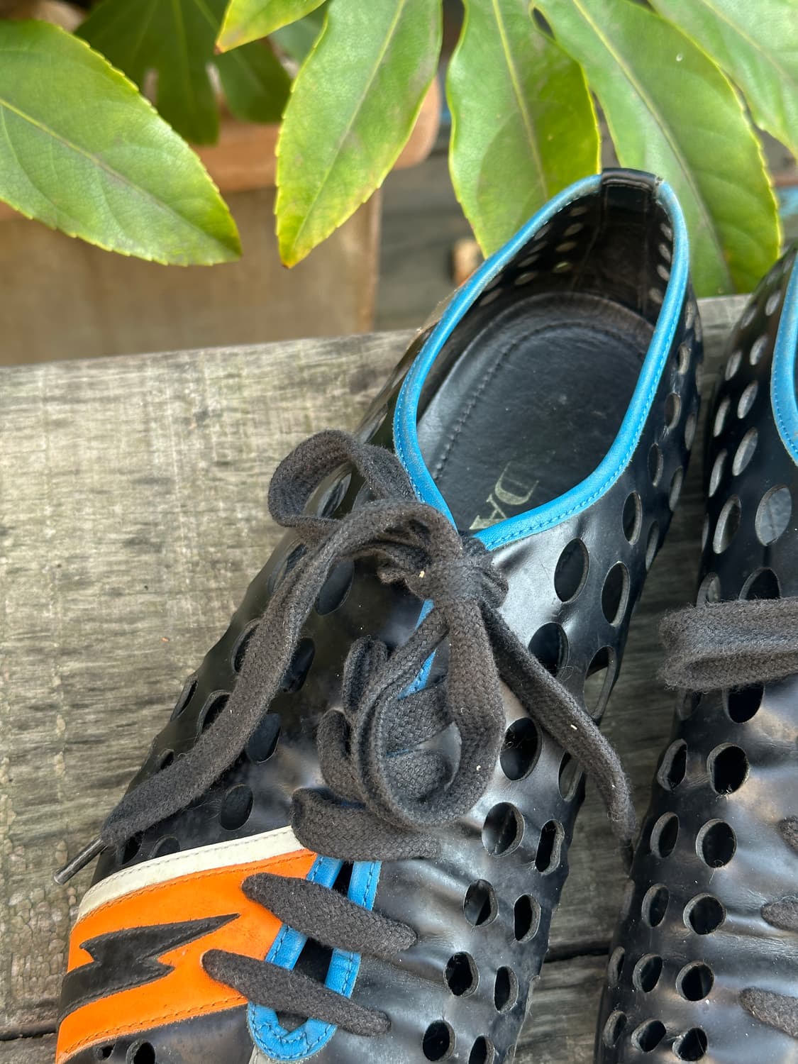 Prada Vintage Lightning Cut-Out Sneakers 상품이미지5