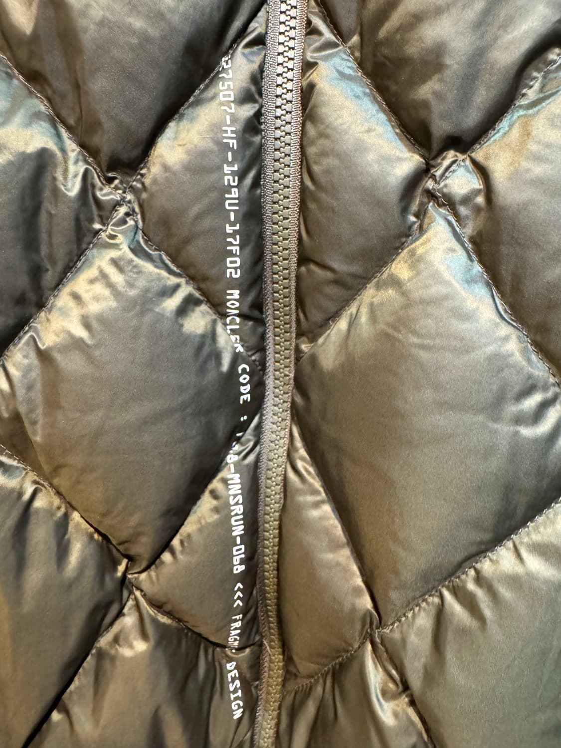 몽클레어 지니어스x프라그먼트 구스다운 봄버자켓 상품이미지2