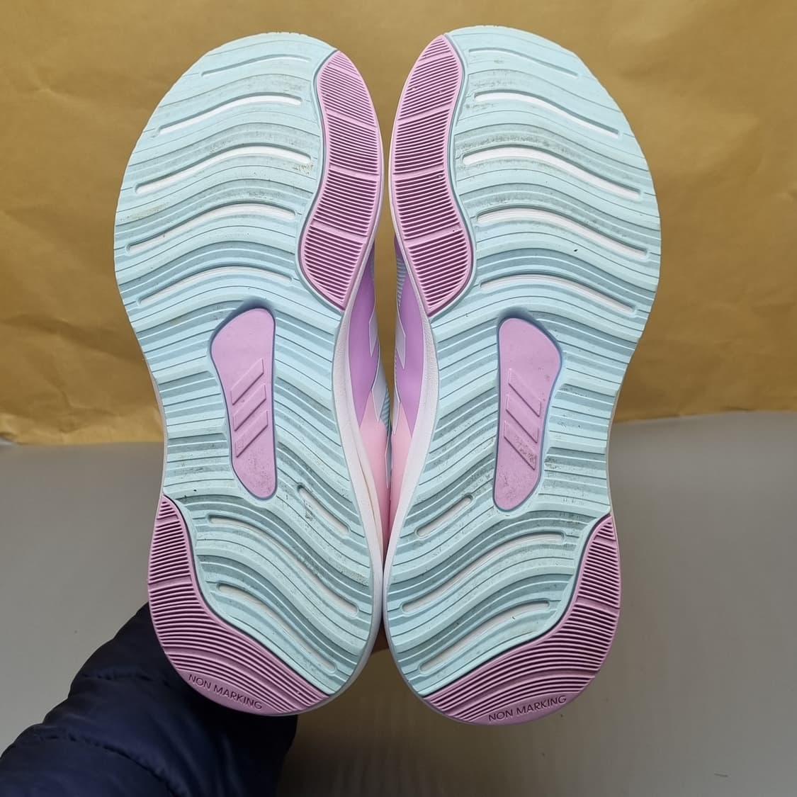 아디다스 코르타런 아동운동화240 상품이미지3