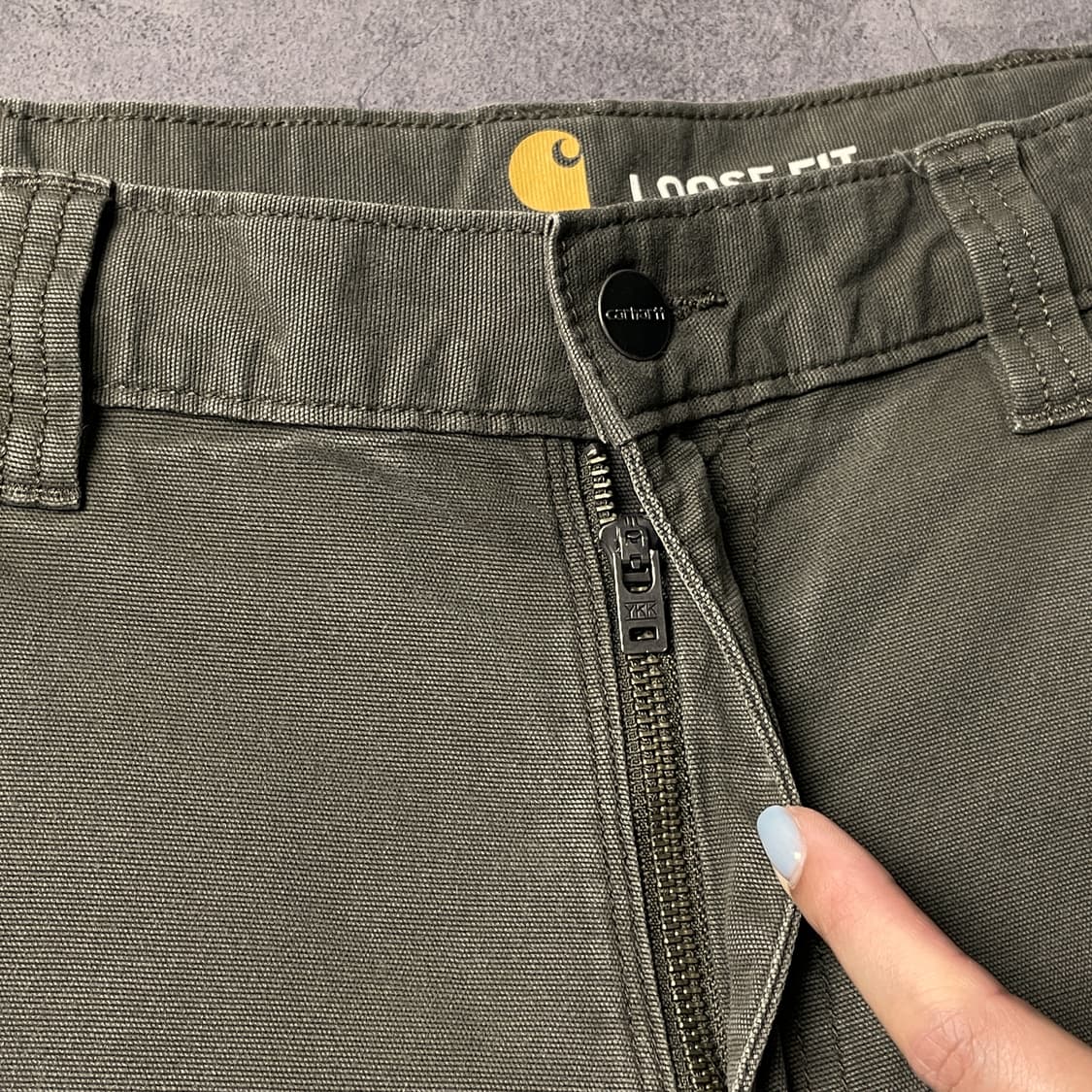 CARHARTT 칼하트 카키 루즈핏 유틸리티 워크 하프팬츠 A01163 상품이미지3