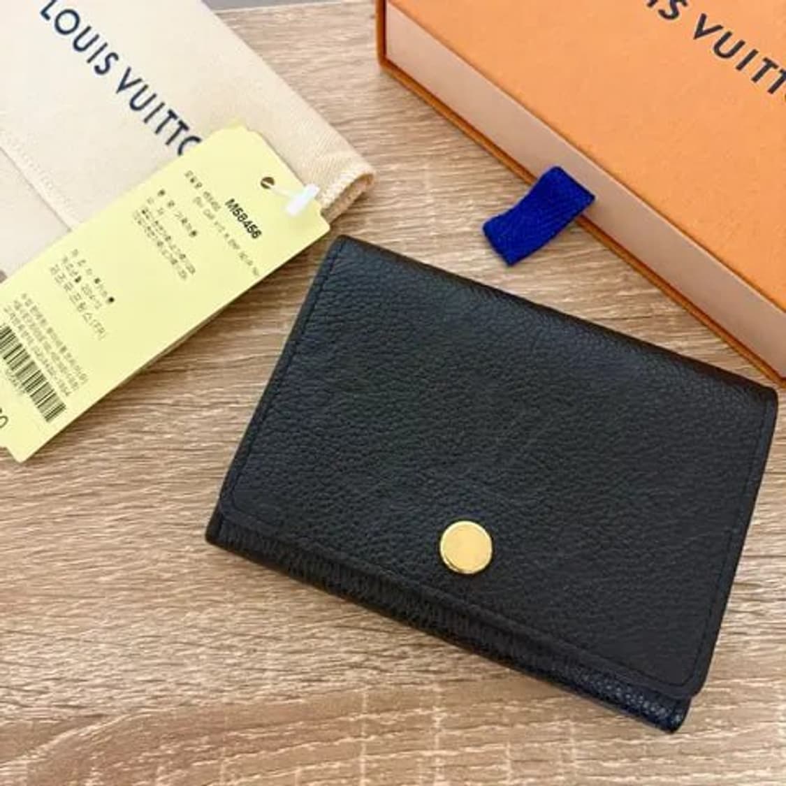 루이비통 앙프렝뜨 비지니스 카드홀더 상품이미지2