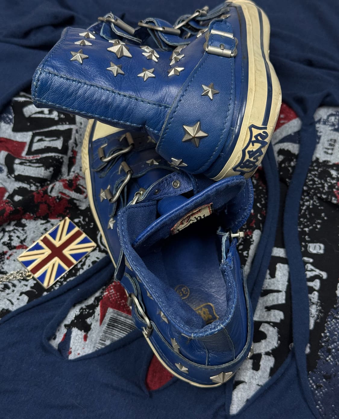 ASH 별스터드 버클 하이탑 스니커즈 상품이미지2