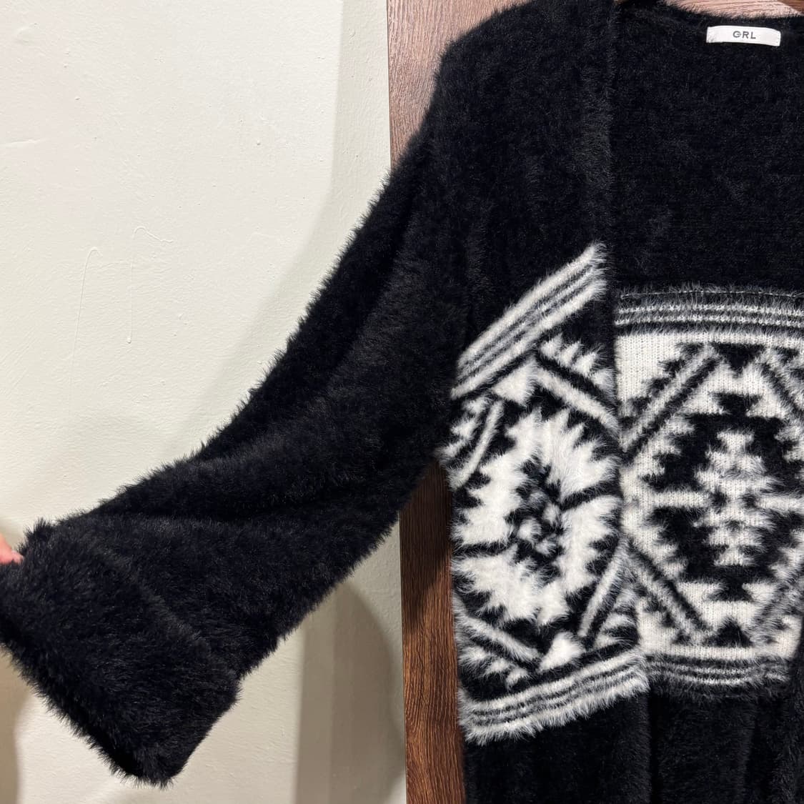 GRL 일본 빈티지 나바호 에스닉 블랙 퍼 롱 가디건 상품이미지5