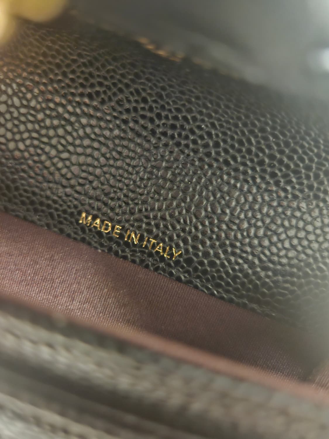 샤넬 캐비어 금장 카드지갑 블랙 상품이미지3