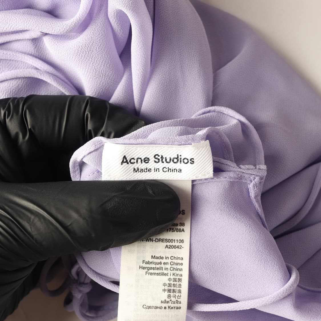 아크네 스튜디오 라벤더 러플 스트랩 롱 드레스 나시 원피스 이시안 착용
 상품이미지6