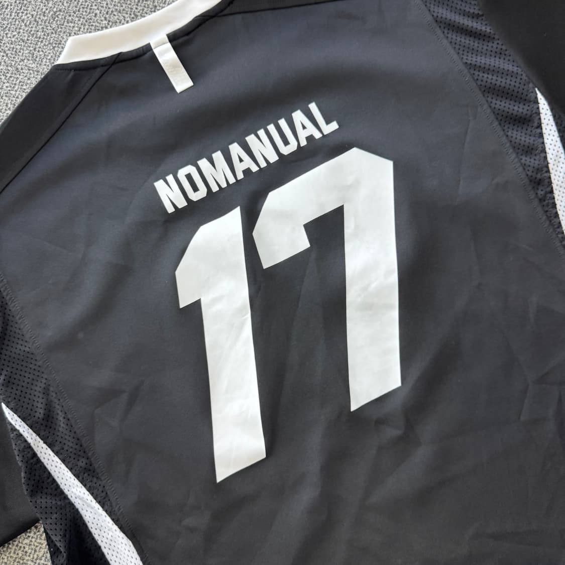 노매뉴얼 져지 17 메쉬 블록 풋볼 반팔 상품이미지3