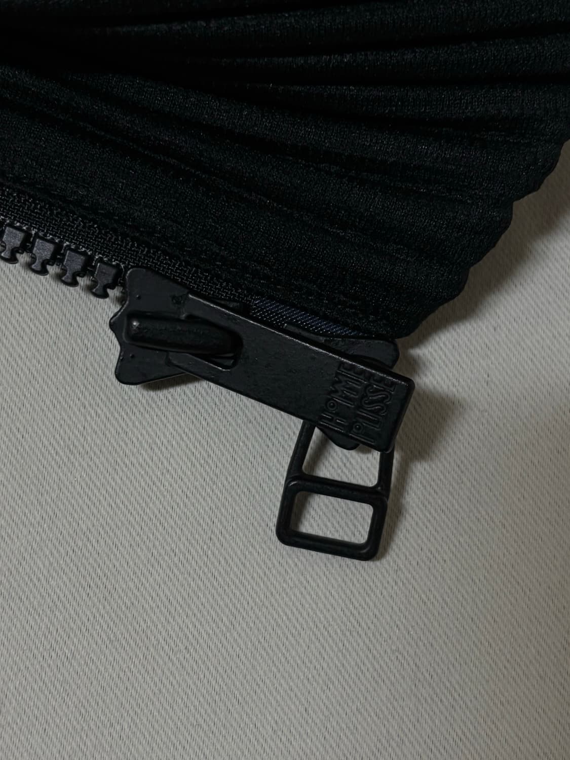 옴므플리세 이세이미야케 플리츠 코트 3사이즈 상품이미지7