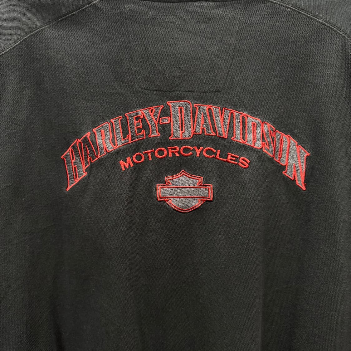 00s 할리데이비슨 헨리넥 스웻셔츠 HD03 자수 로고 디테일 블랙 상품이미지6