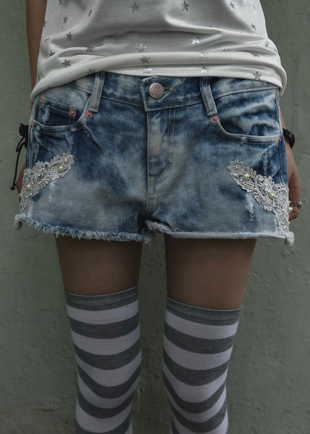 Light Blue Washed Denim Shorts 상품이미지2
