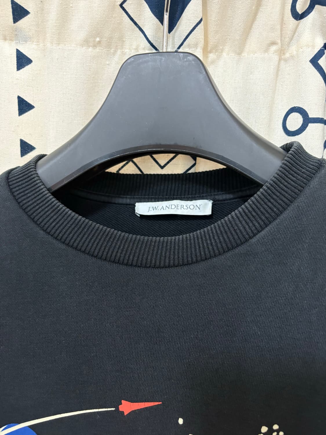 J.W.Anderson 스페이스독 맨투맨  상품이미지5