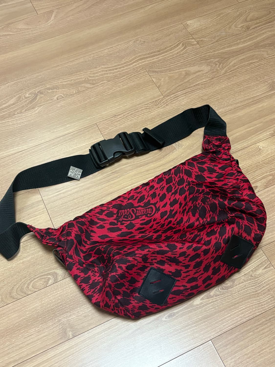 크림소다 레오파드 크로스백 상품이미지2