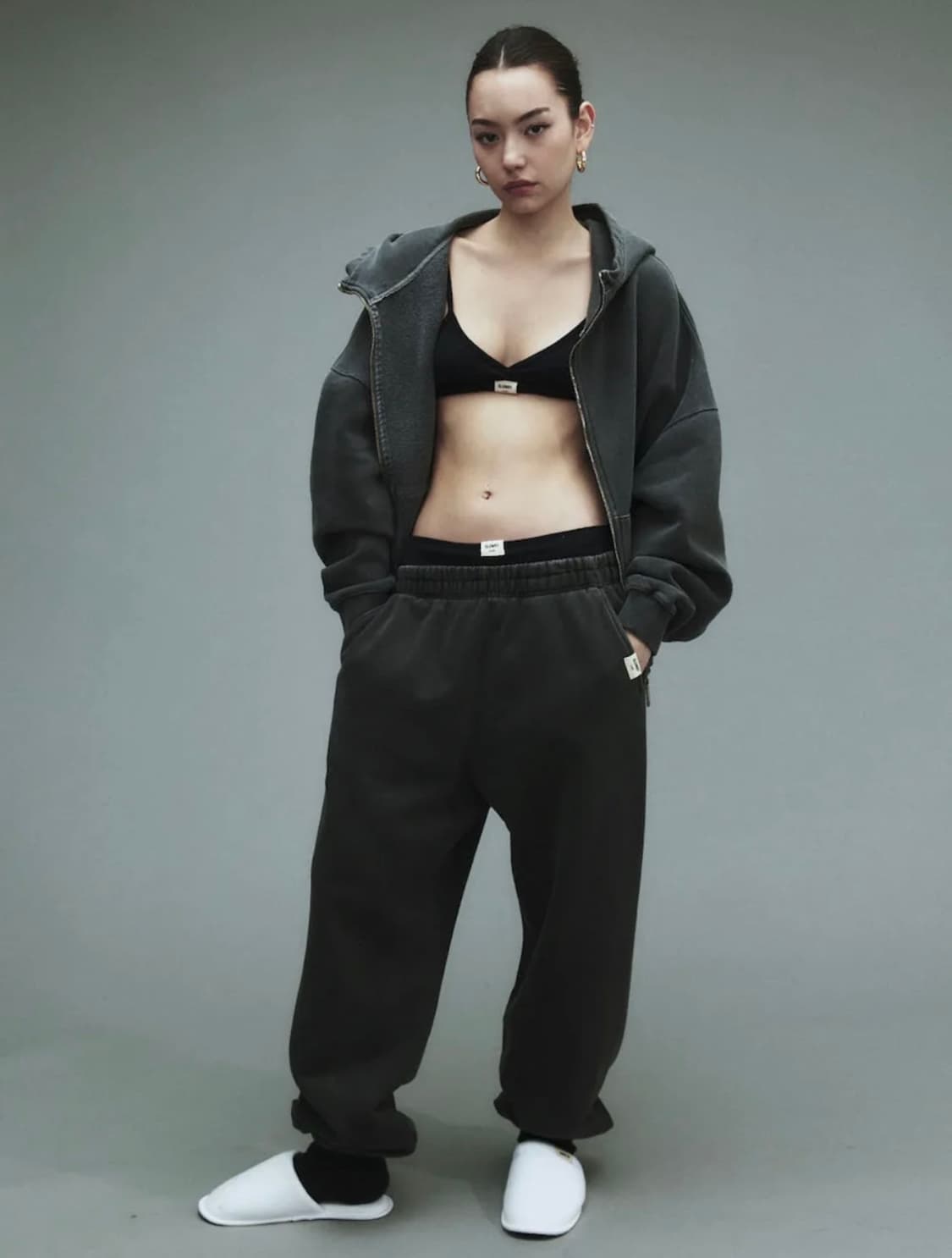 글로니 G클래식 워시드 스웨트팬츠 차콜 스웻홈웨어트레이닝복바지셋업조거챠맨 상품이미지1