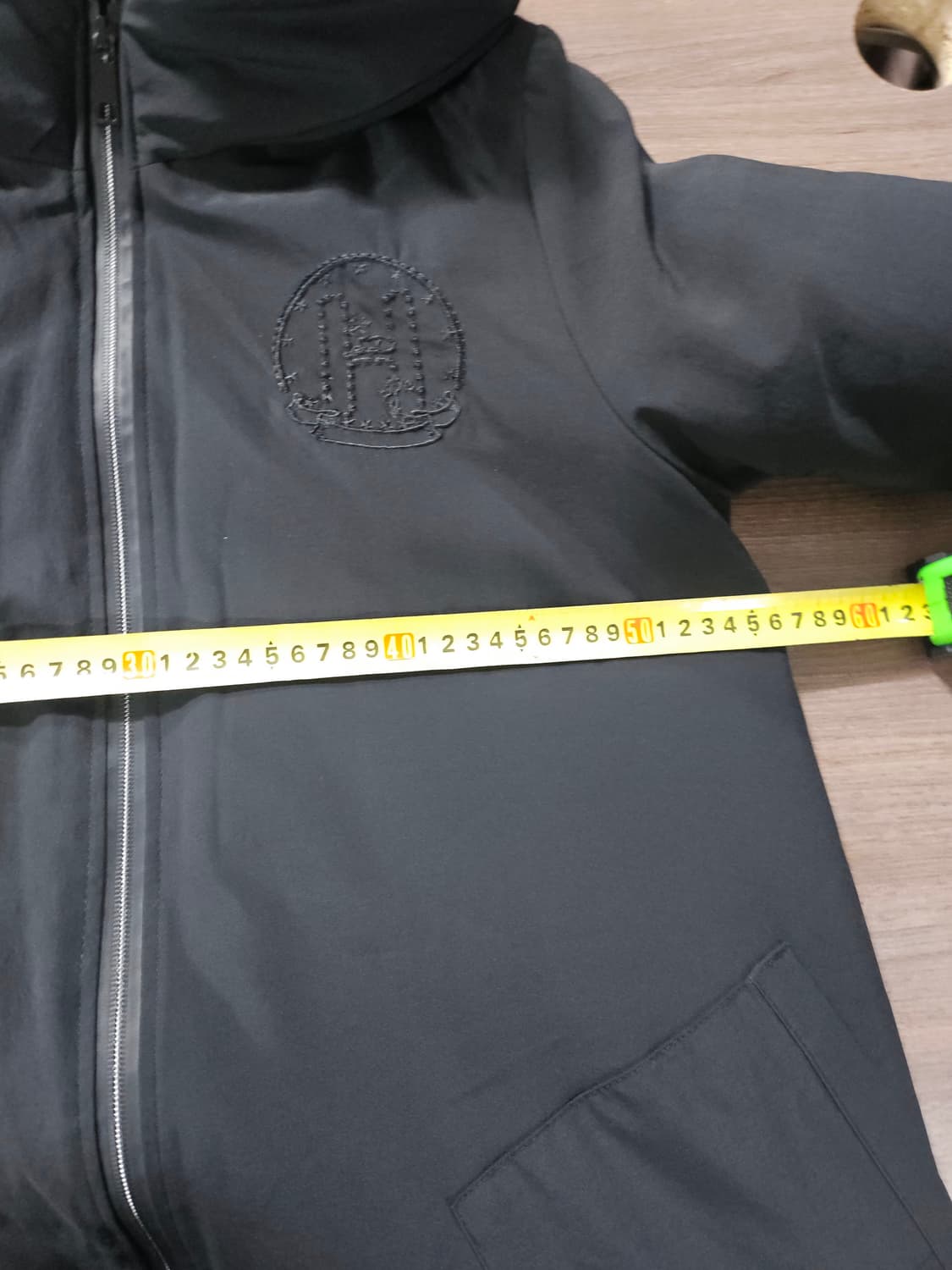 H 로고 자수  블랙 패딩 free 상품이미지7