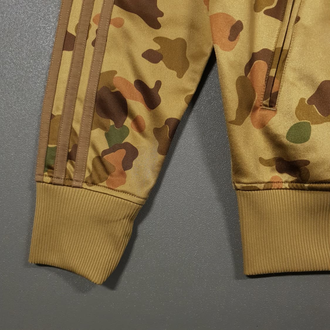 실측 M) 아디다스 유로파 파이어버드 대장급 희귀 카모 트랙탑 져지 자켓 상품이미지3