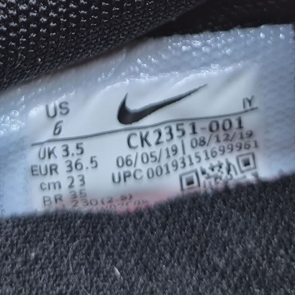 나이키 데이브레이크 검흰 여성운동화230. 상품이미지6