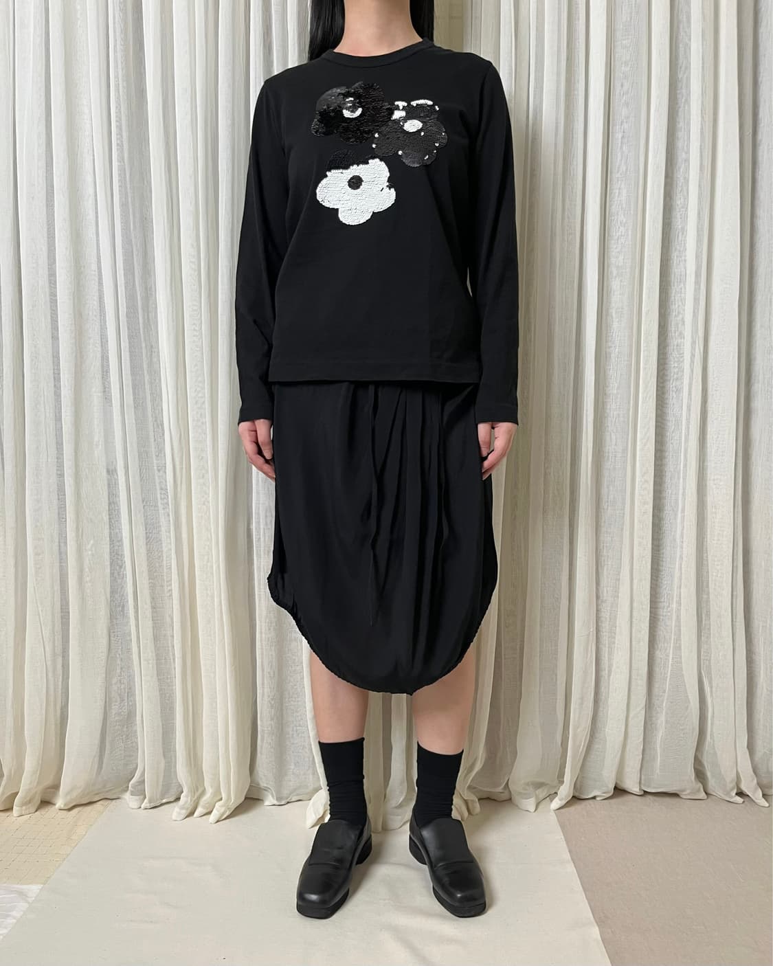 꼼데가르송 스팽글 플라워 롱슬리브 티셔츠 comme des garcons 상품이미지3