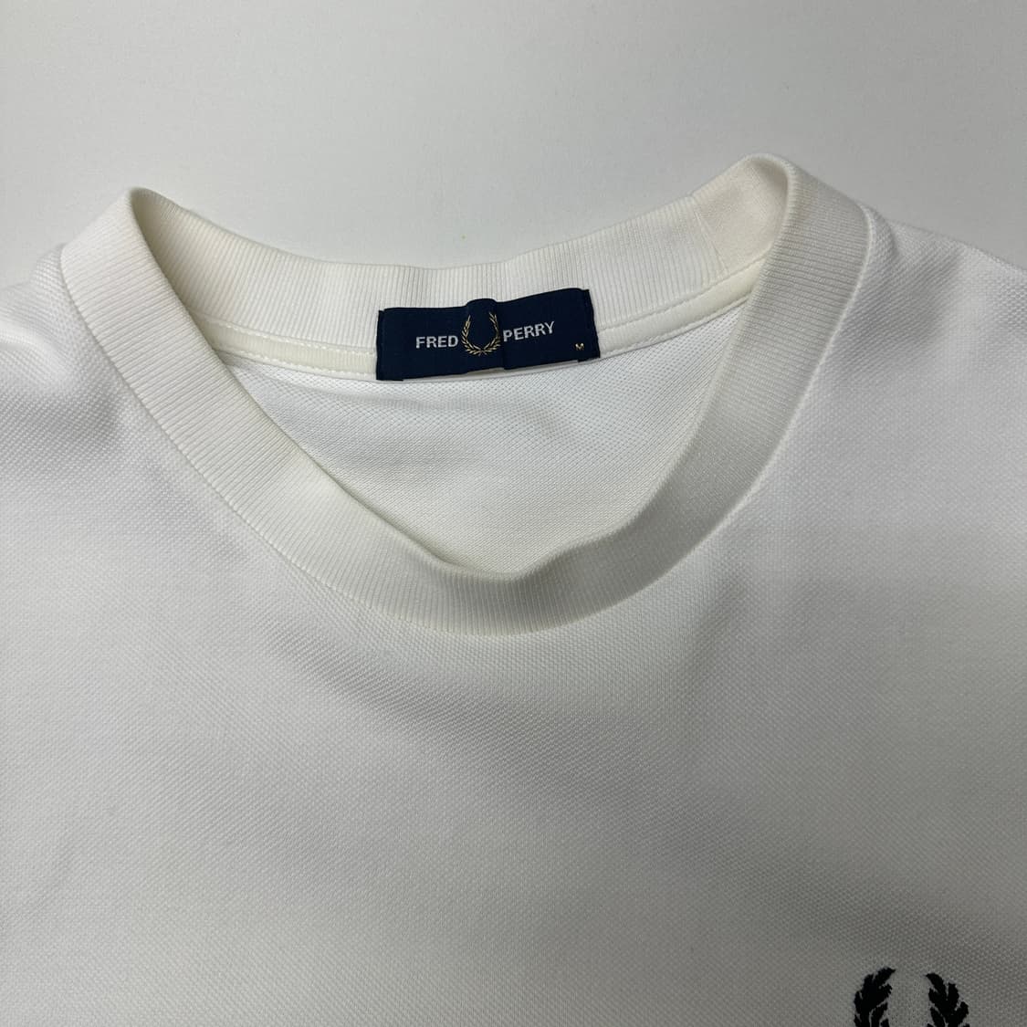 프레드페리 피케 재질 티셔츠 상품이미지4