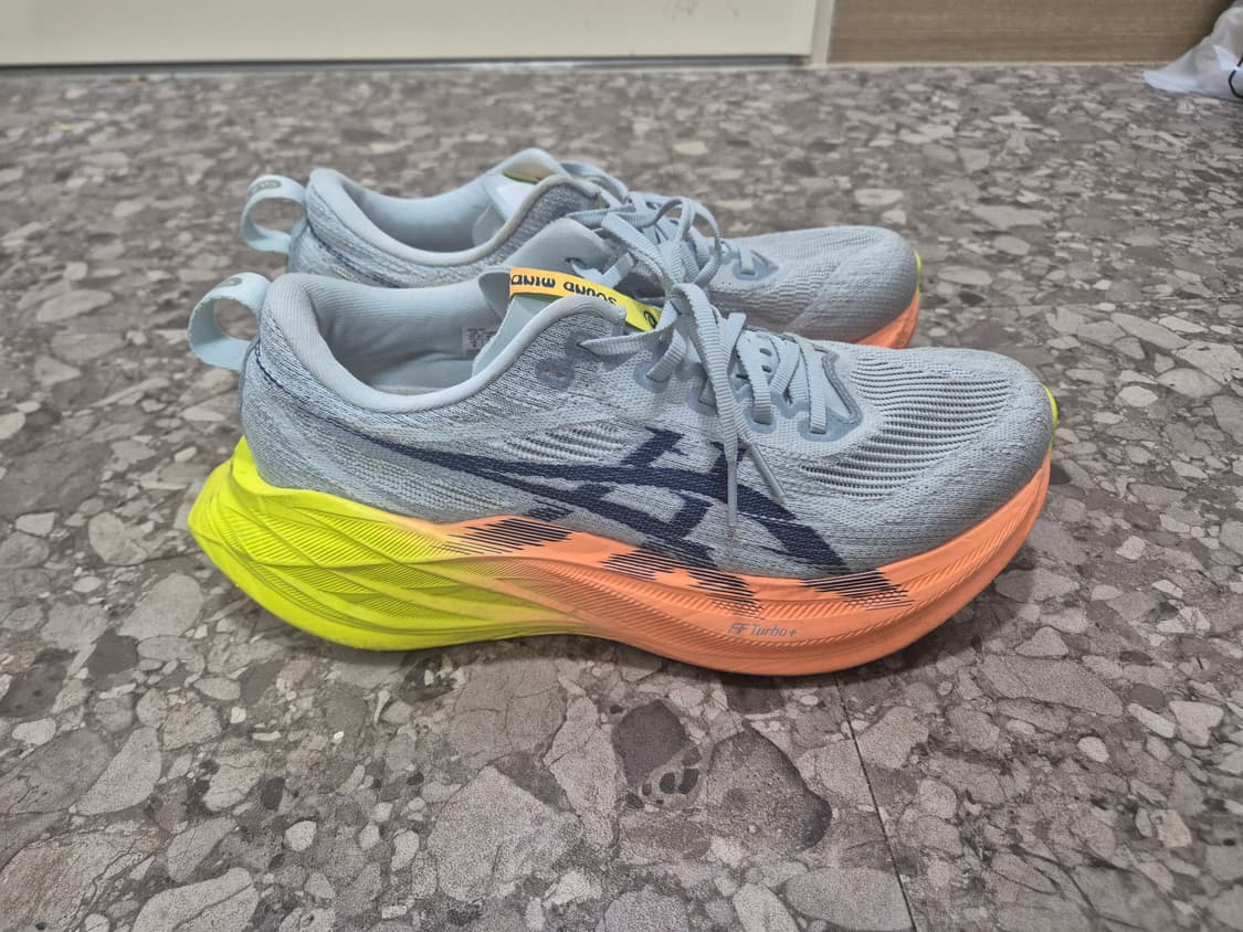 아식스 슈퍼블라스트 2 상품이미지1