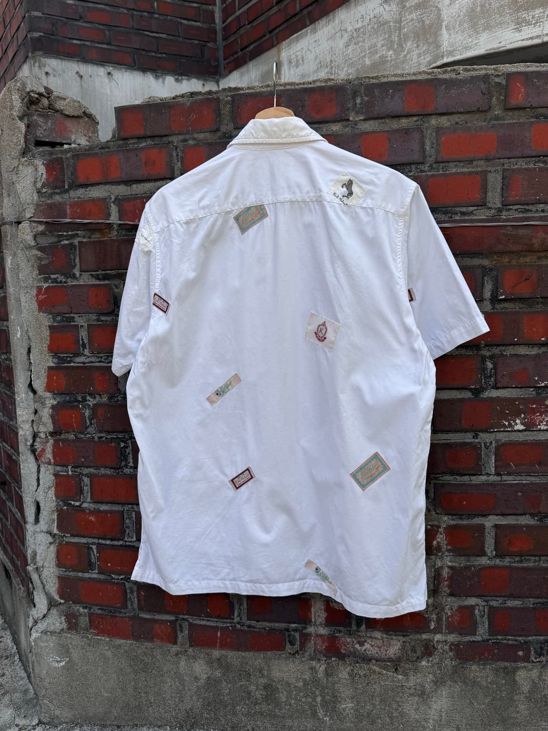 칼헬무트 패치 집업 반팔셔츠  상품이미지4