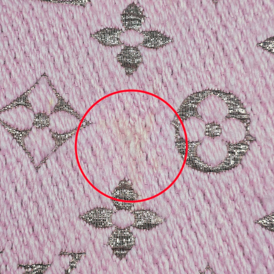 루이비통 샤인 모노그램 로고마니아 머플러 상품이미지4