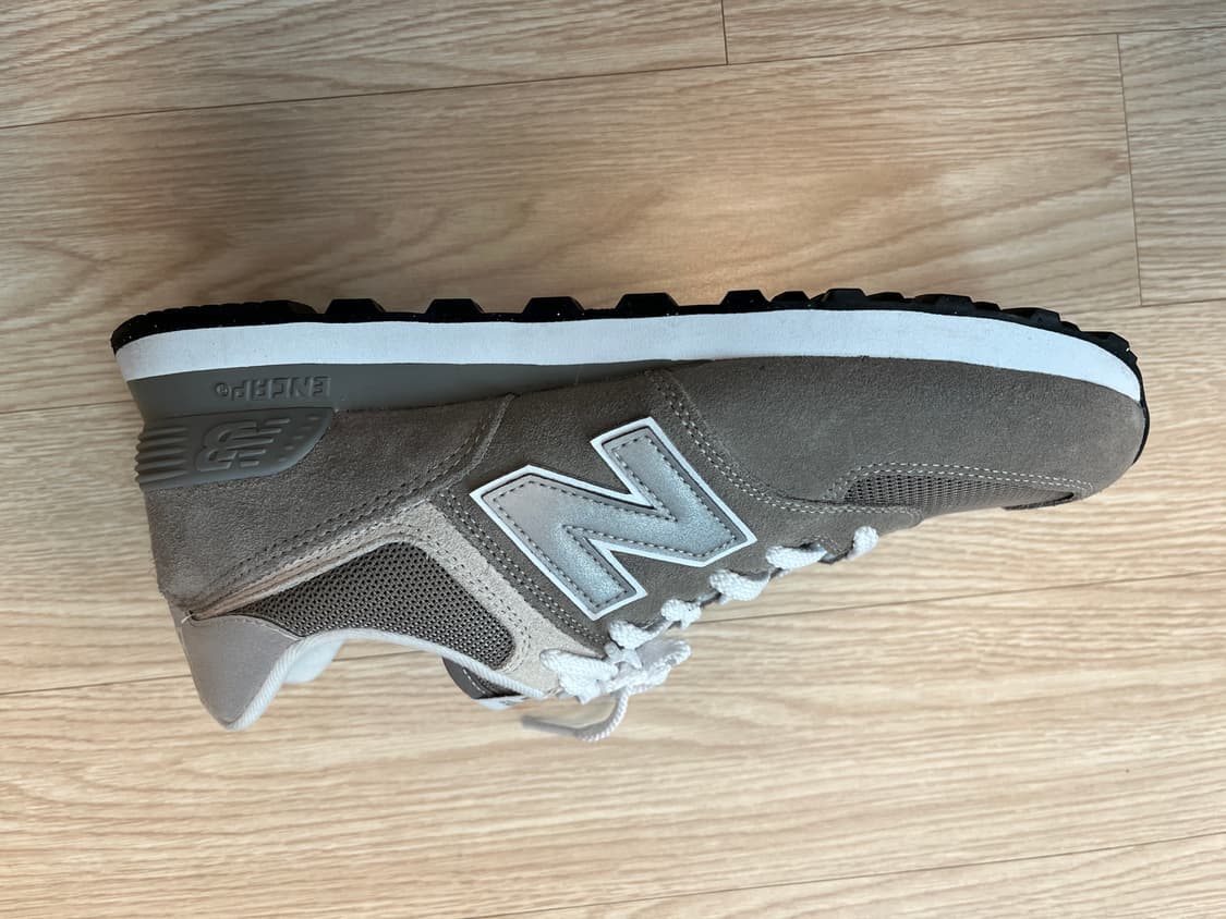 뉴발란스 ML574EVG 275 판매 상품이미지2