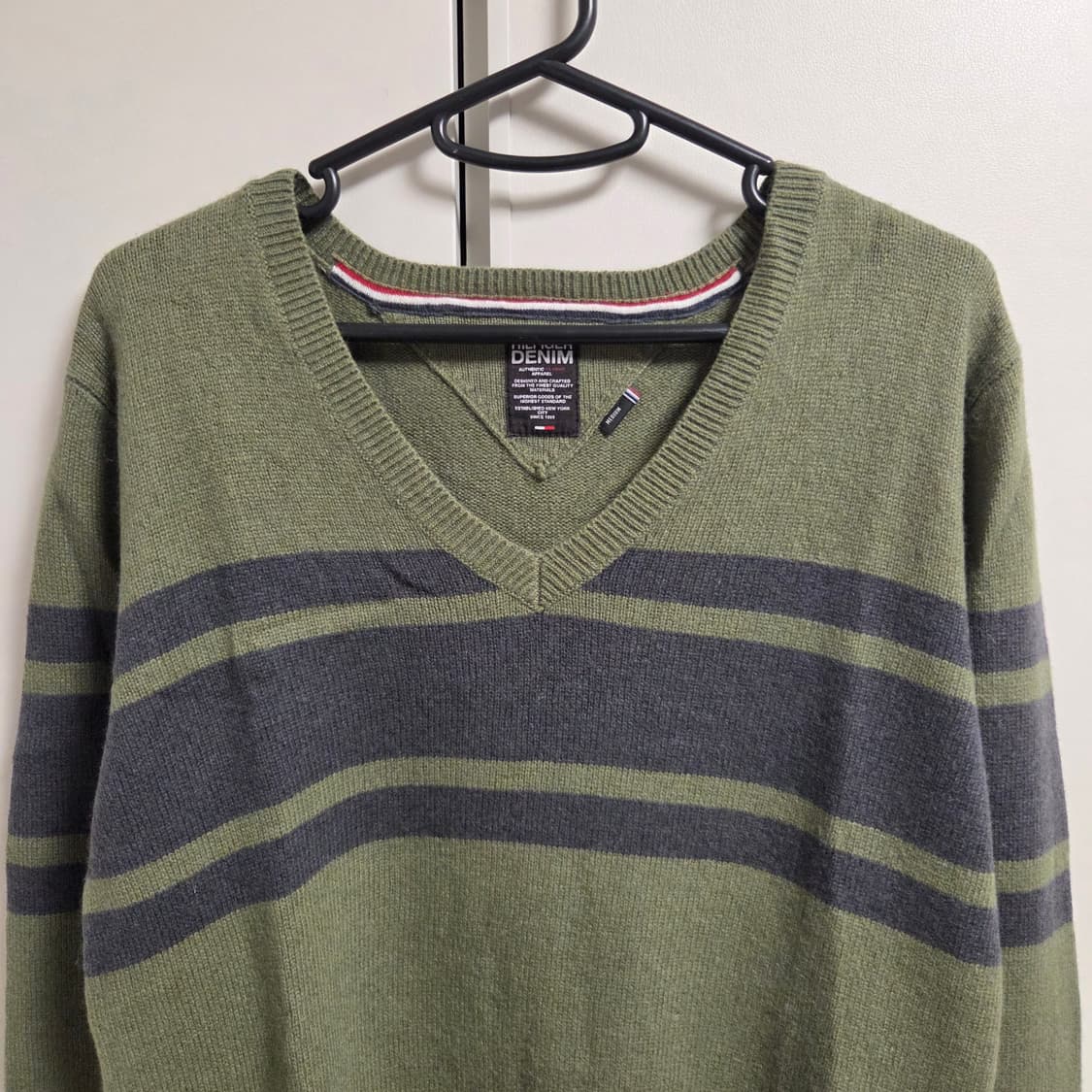 타미힐피거 브이넥 니트 스웨터 M-슬림L(95-100) 상품이미지2
