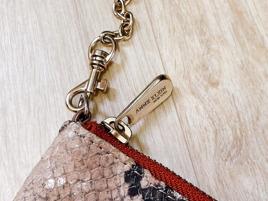 Anne Klein 앤클라인 파이톤 뱀피 클러치 체인 포함 상품이미지7