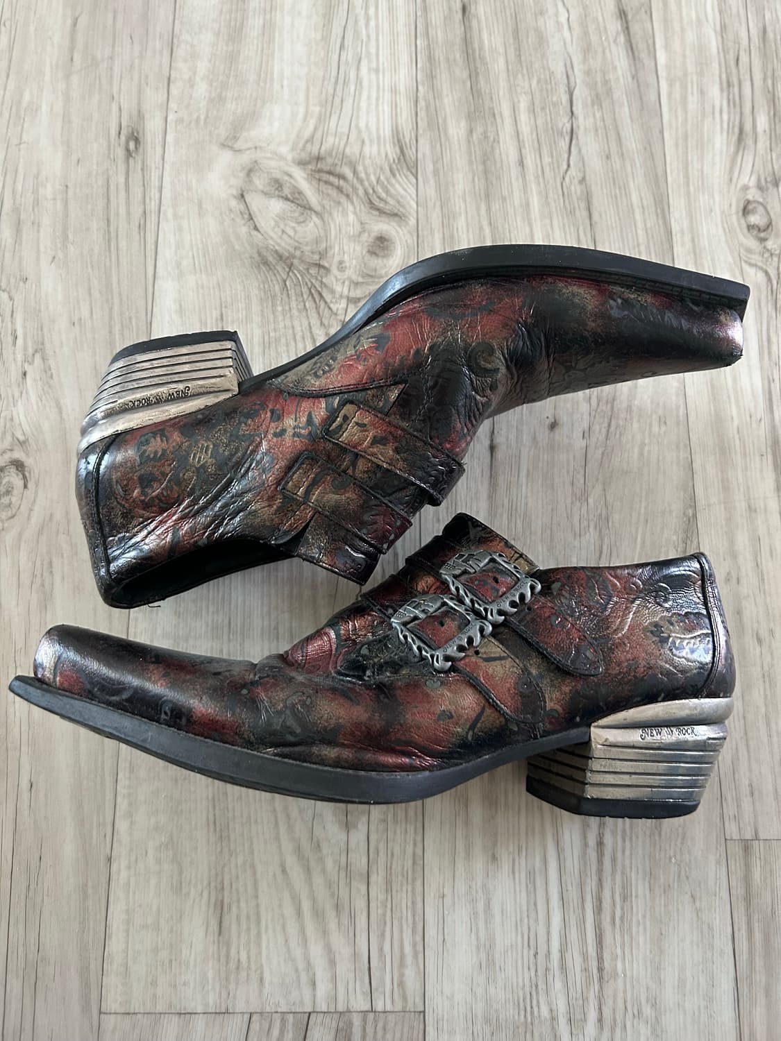 New rock 메탈릭 구두 상품이미지1