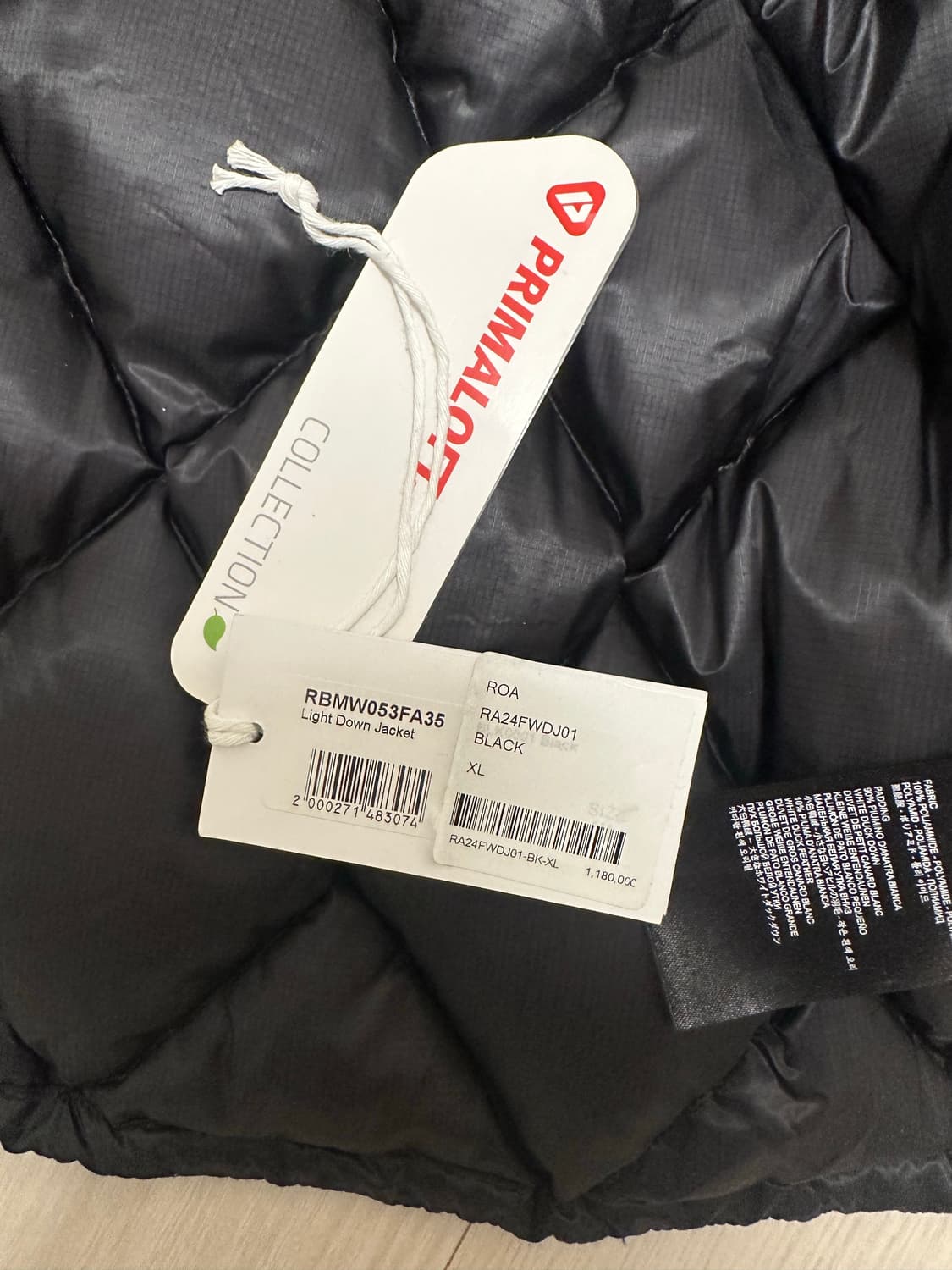 로아 라이트다운패딩 팝니다(추가금드리고 누나패딩 교환가능) 상품이미지4