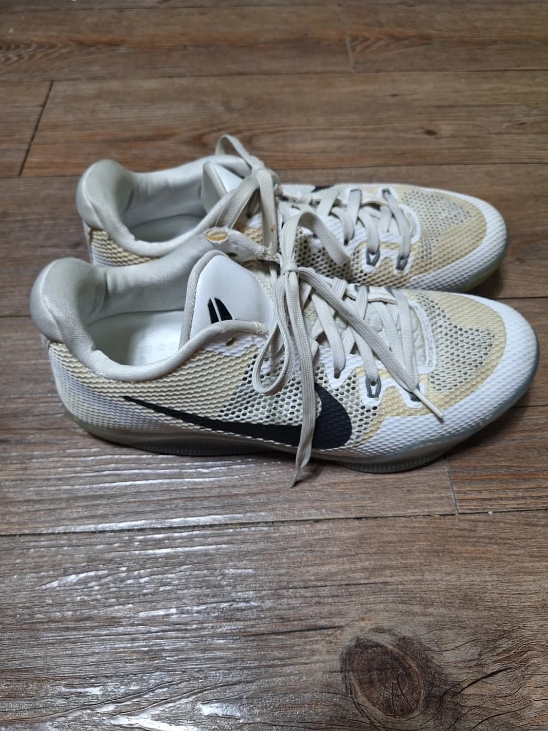 나이키 코비11 펀더멘탈 컬리 상품이미지2