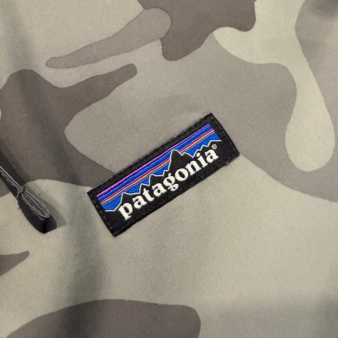 [M] 파타고니아 베리어블 카모 바람막이 후드 자켓 C880 상품이미지4