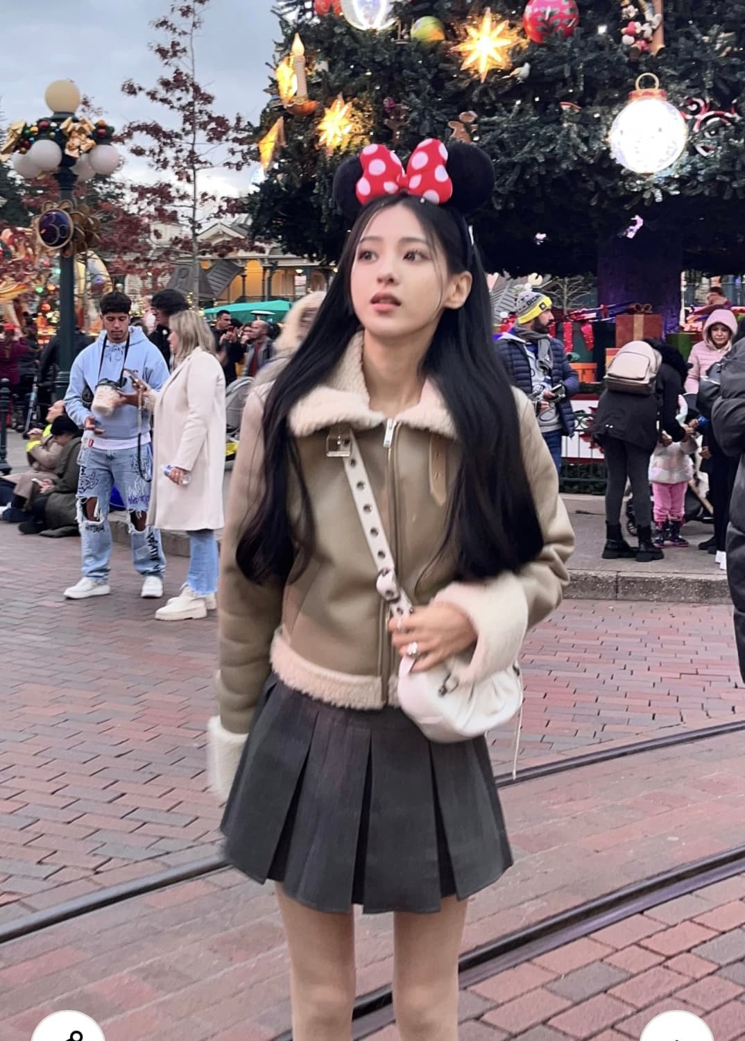 카키포인트 무스탕 베이지 상품이미지2