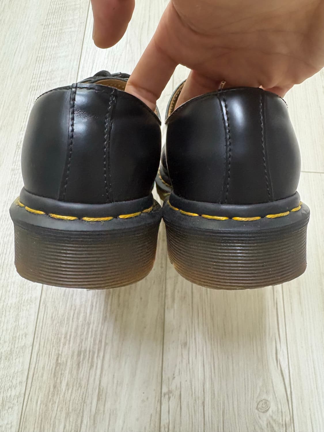 닥터마틴 1461 3홀 스무스 230 상품이미지5