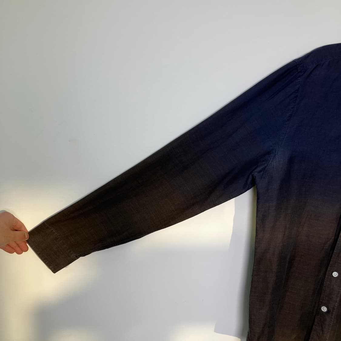 아크네 스튜디오 이셔우드 디그레이드 린넨 셔츠 상품이미지5