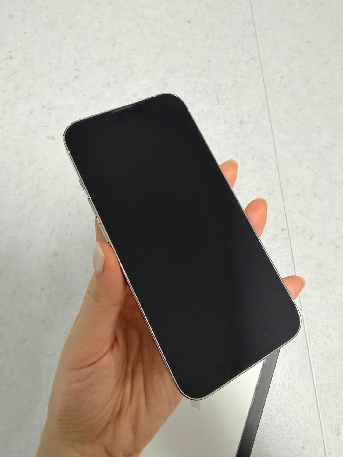 아이폰 13pro 실버 128기가 상품이미지6