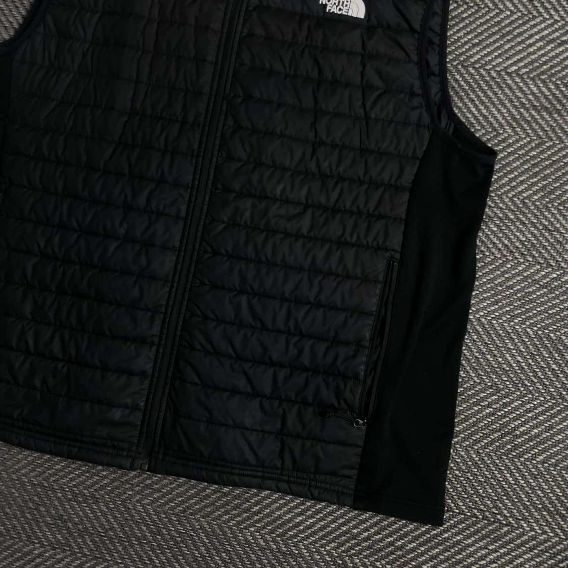 노스페이스 신형 블랙 경량 다운 베스트y 3429 상품이미지3