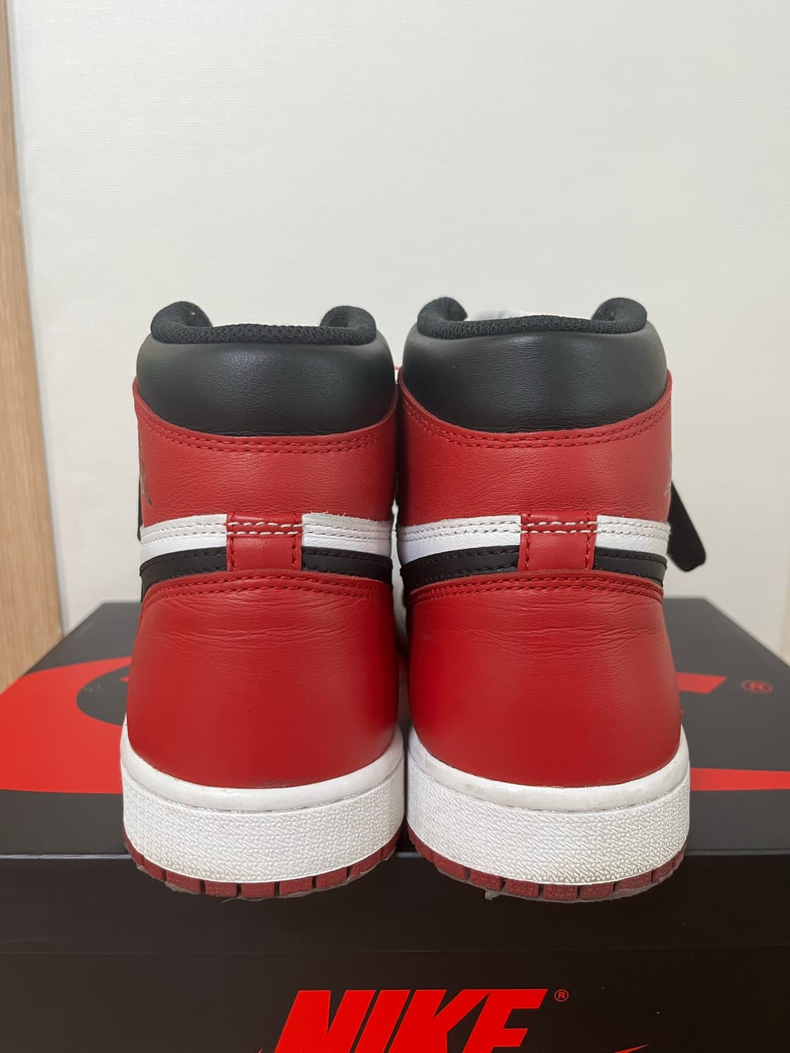 [255] 나이키 조던1 og 하이 블랙토 2016 상품이미지2