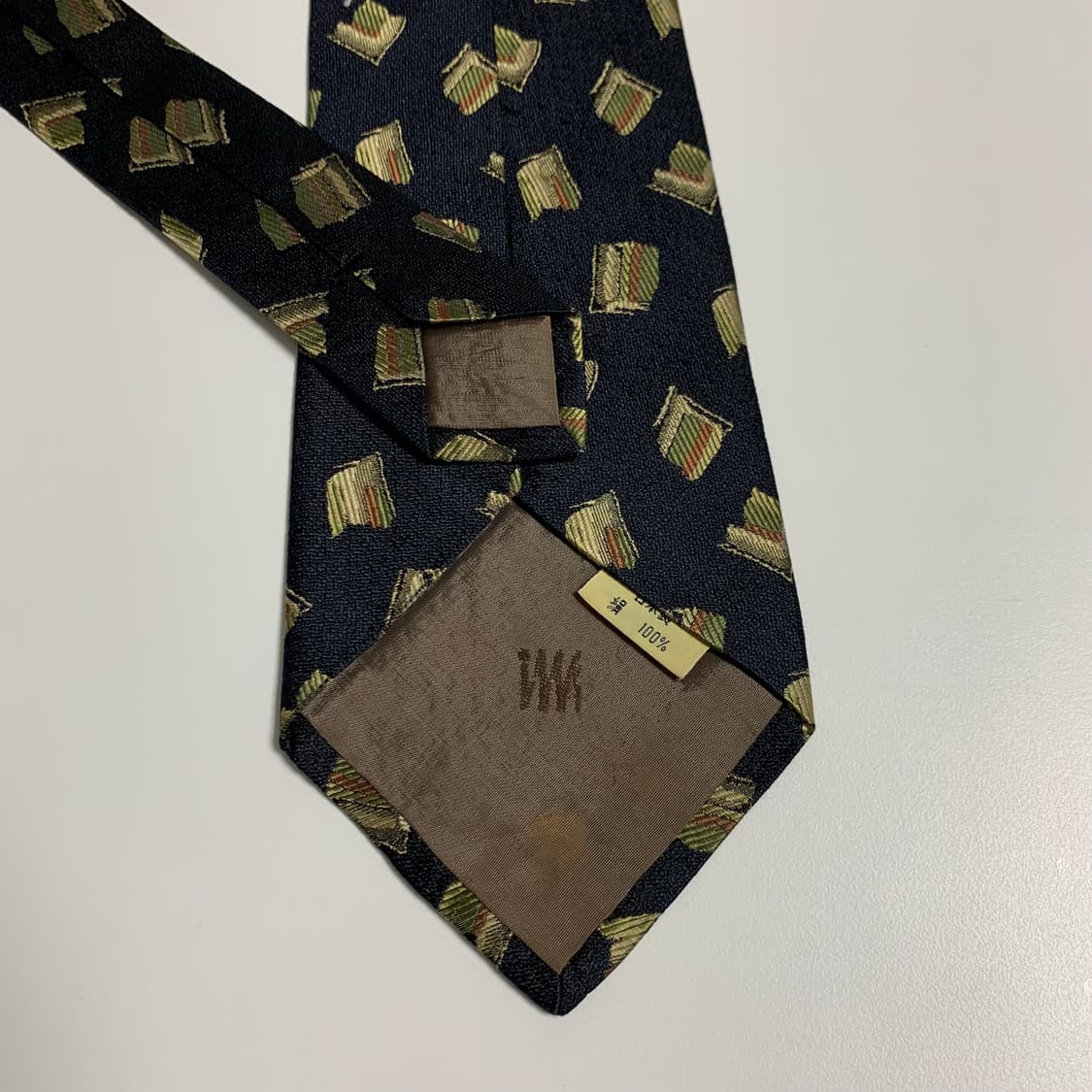 이세이미야케 100실크 명품넥타이 블랙컬러 기하학적패턴 A등급 상품이미지6