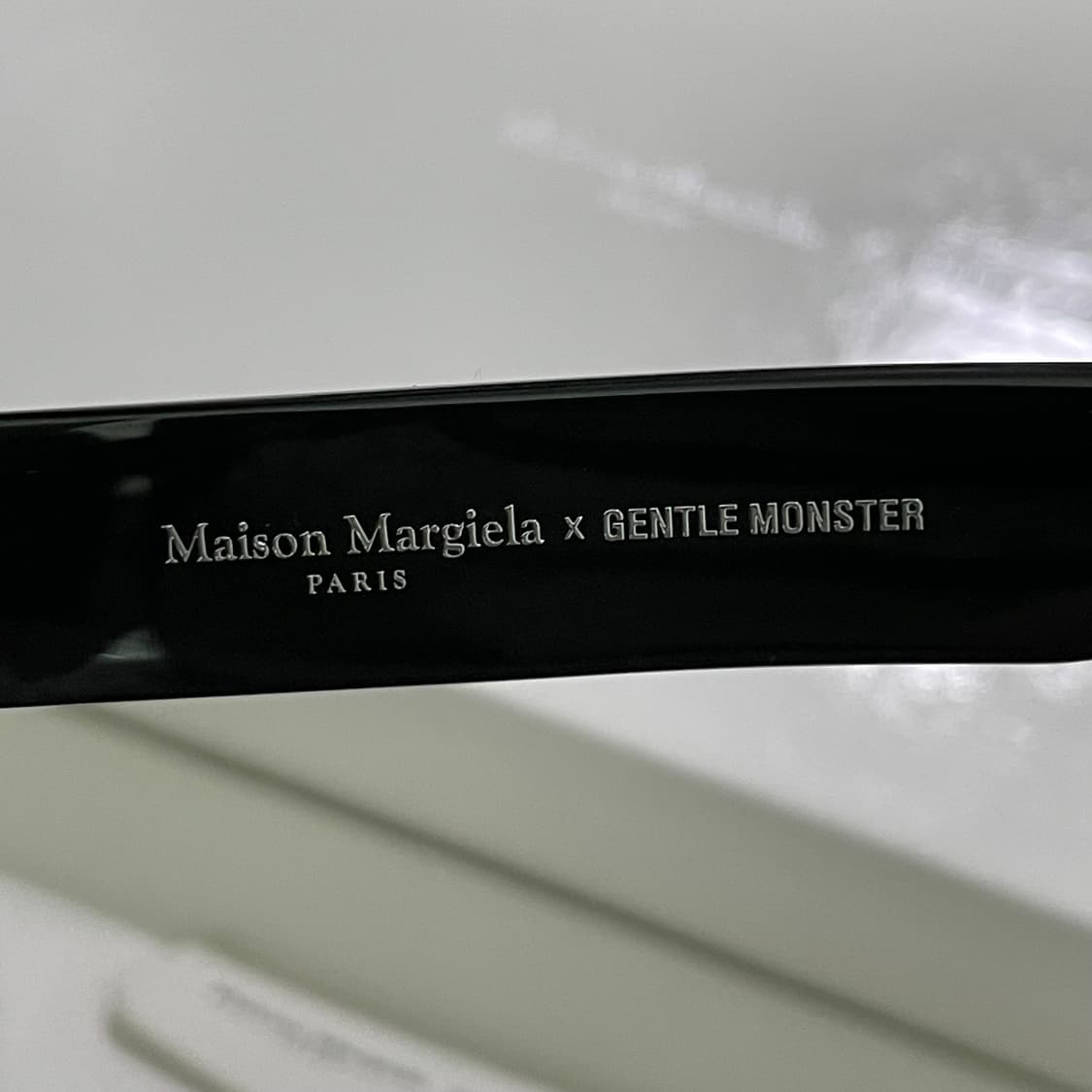 [새상품] 젠틀몬스터 메종 마르지엘라 MM005 블랙 상품이미지3