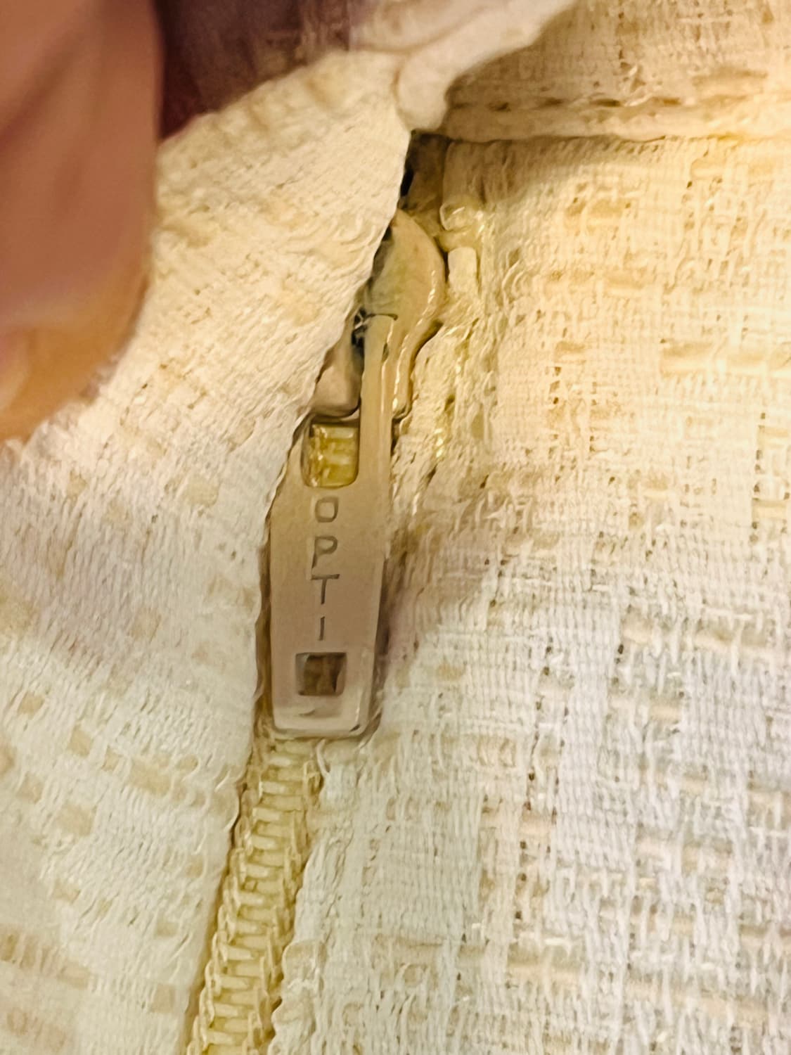 조르지오 아르마니 투턱 텍스쳐 슬랙스 (42|8 / 이탈리아제) 상품이미지4