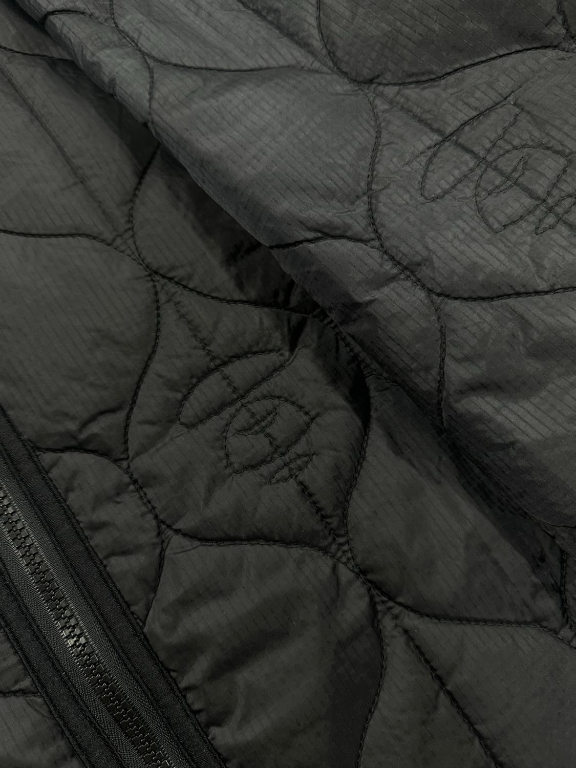 베이프 로고 그래픽 퀄팅 자켓 상품이미지4