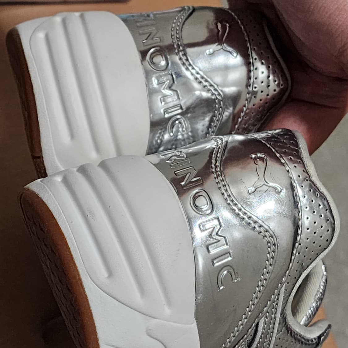 푸마 × 에이라이프 트리노믹 R698 상품이미지4