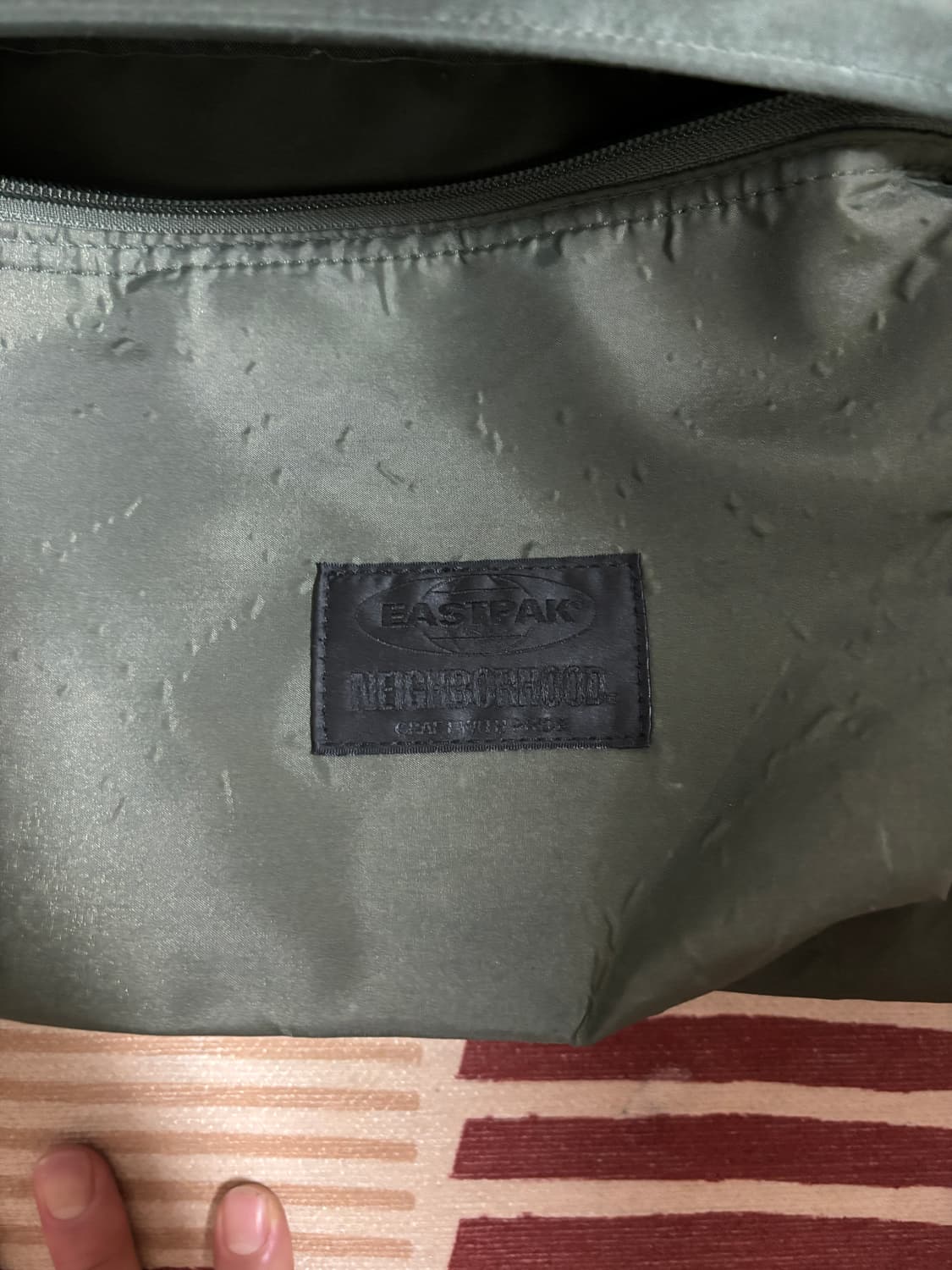 네이버후드 이스트팩 백팩 상품이미지3