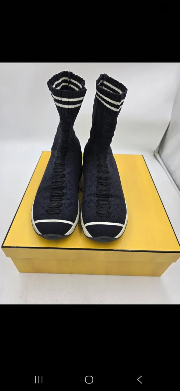 펜디 삭스 스니커즈 블랙 여성245 상품이미지2