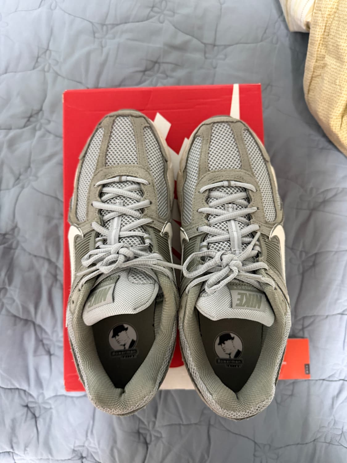 나이키 줌보메로5 다크 스투코 라이트 스모크그레이270사이즈새상품판매 상품이미지3