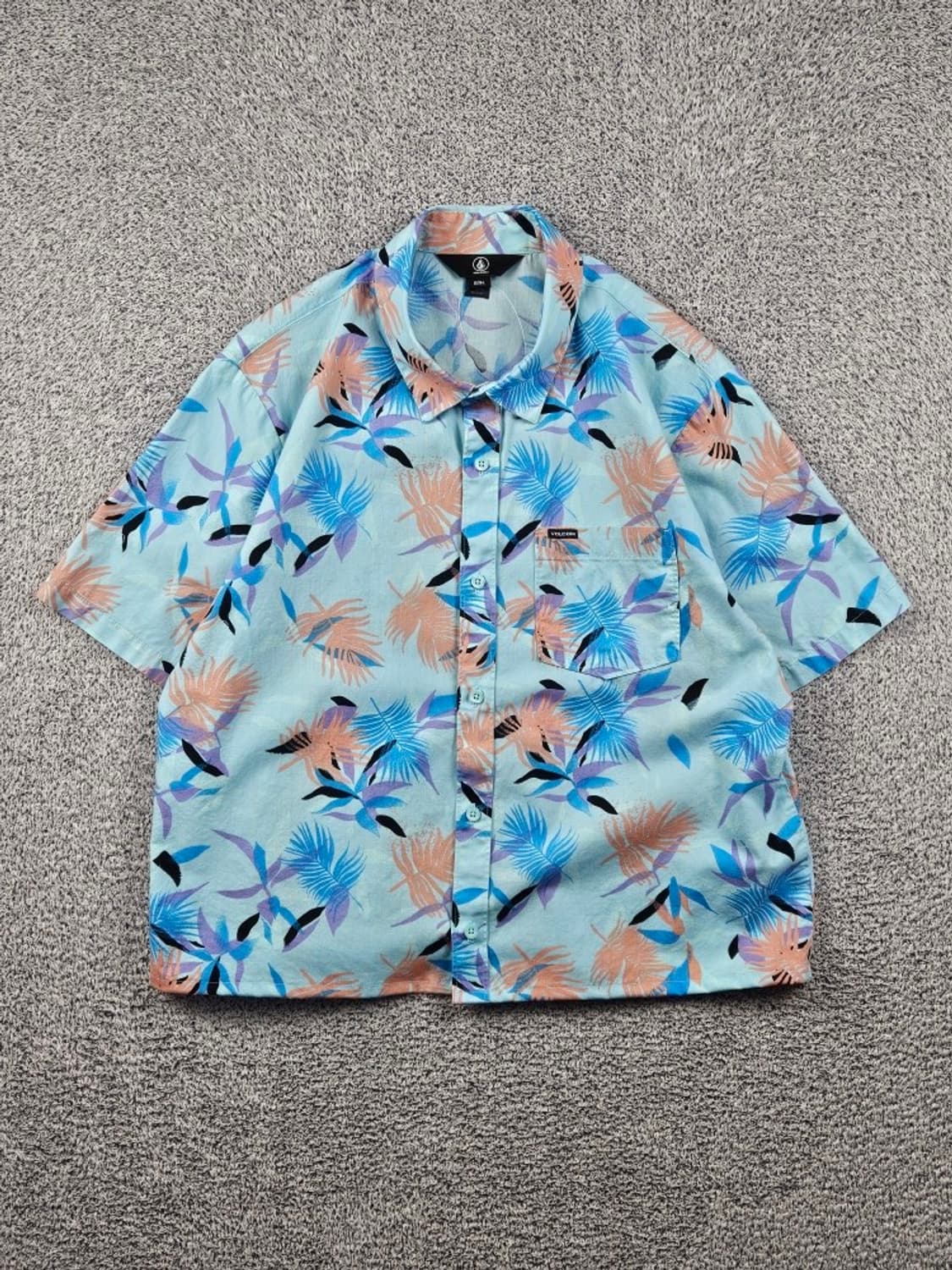 VOLCOM 하와이안 반팔 셔츠 크롭커스텀 ( L ) / 12611 상품이미지1
