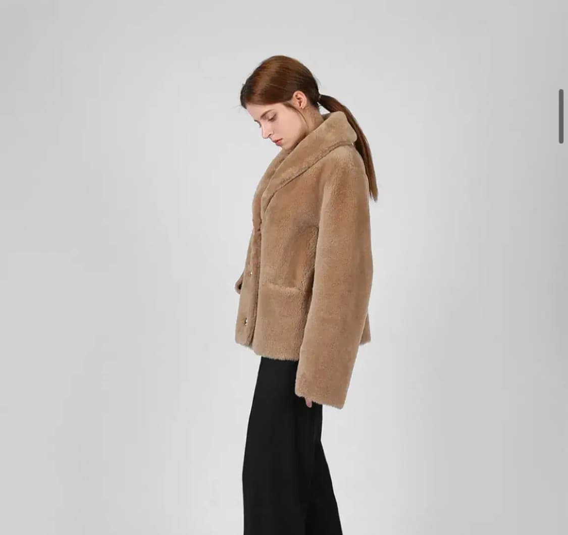 아크비 스페인 콜데로 밍크 실버 공예 무스탕 퍼자켓(38사이즈, 미사용) 상품이미지5